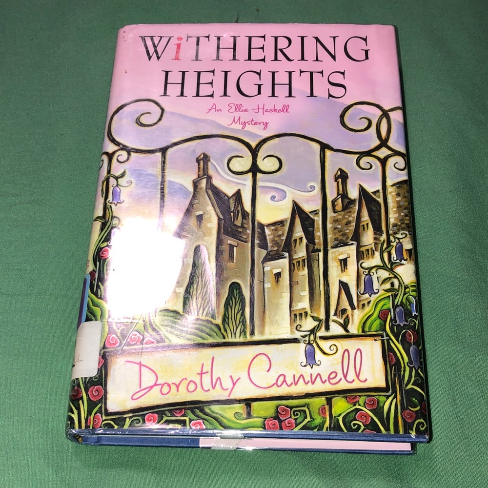 📦 Withering Heights by Dorothy Cannell